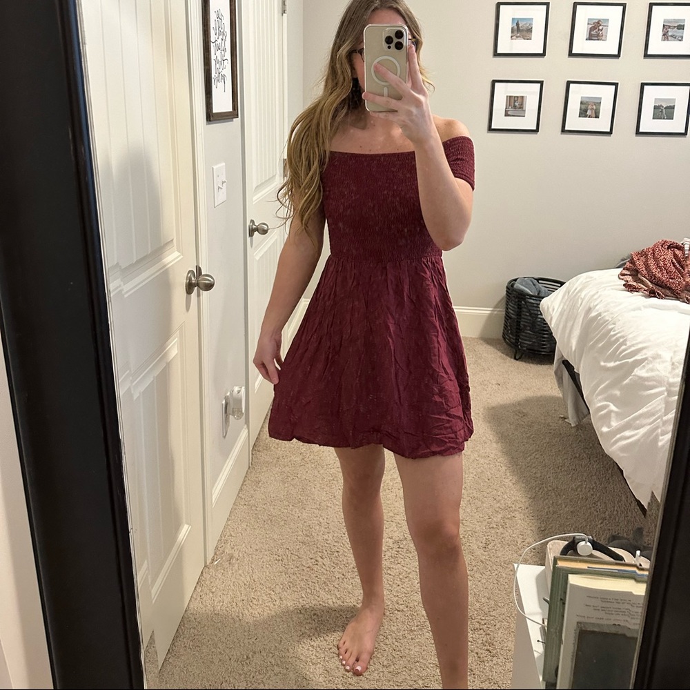 Cute mini maroon dress from target size small